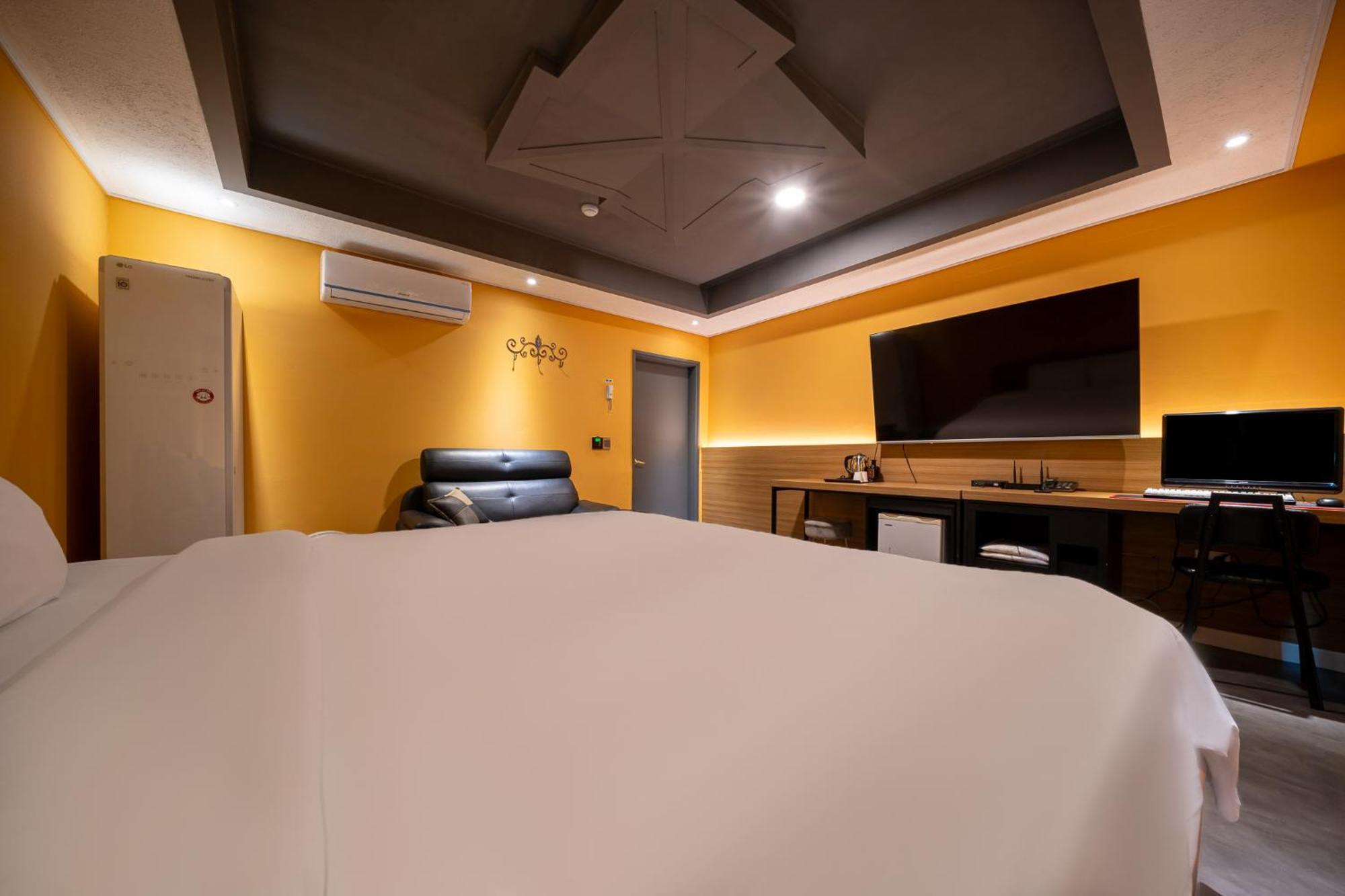 มกโพ นิว เอเวอร์กรีน โฮเทล Motel ภายนอก รูปภาพ