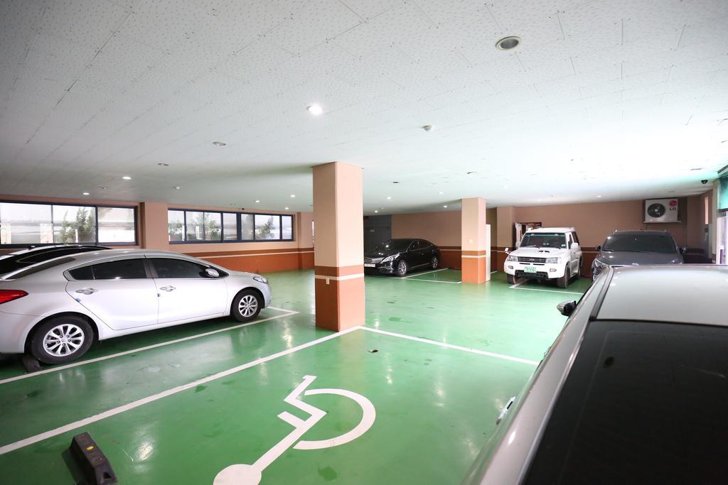 มกโพ นิว เอเวอร์กรีน โฮเทล Motel ภายนอก รูปภาพ