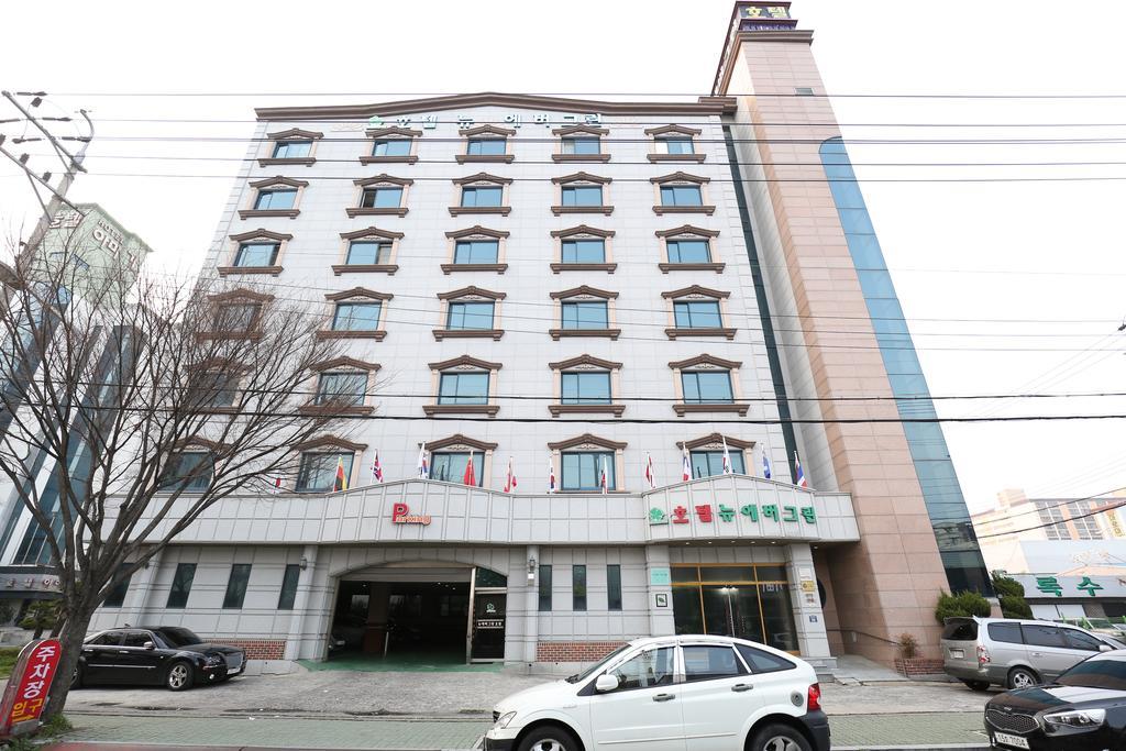 มกโพ นิว เอเวอร์กรีน โฮเทล Motel ภายนอก รูปภาพ
