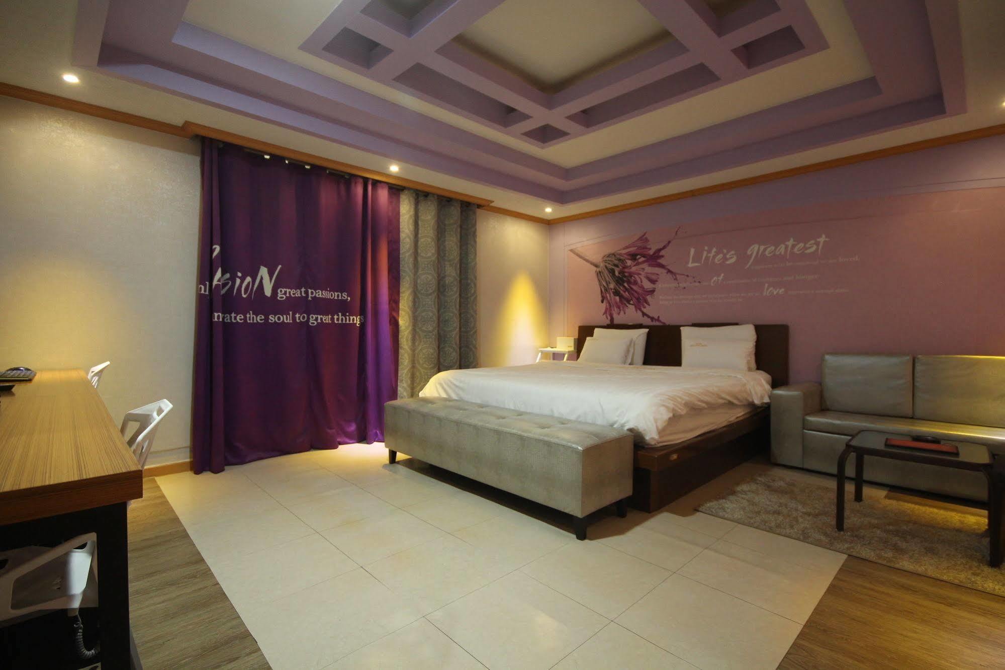 มกโพ นิว เอเวอร์กรีน โฮเทล Motel ภายนอก รูปภาพ
