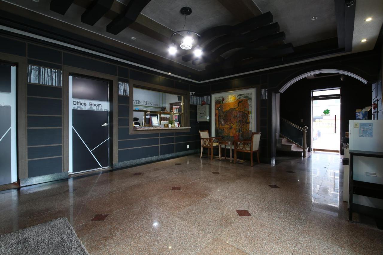 มกโพ นิว เอเวอร์กรีน โฮเทล Motel ภายนอก รูปภาพ
